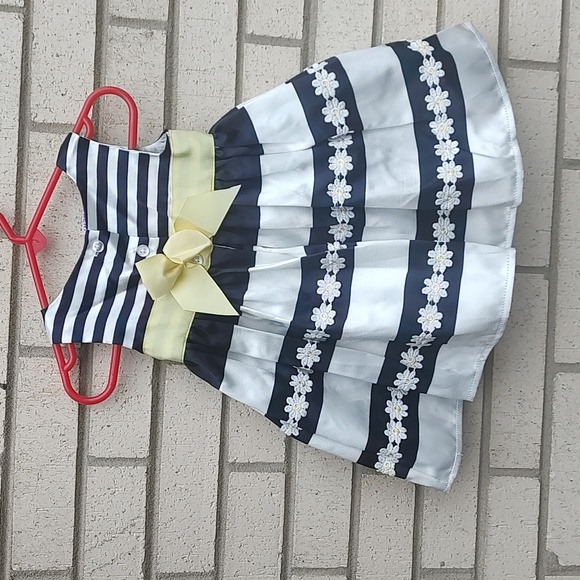 Blueberi Blvd Dress - Picture 6 of 10